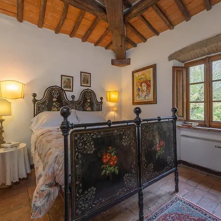 Il Casale Aparthotel 4*